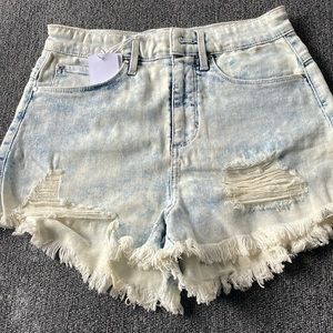 Guess hi wasted Jean shorts size 26